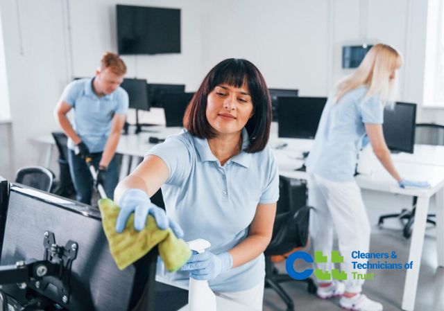 Office-Boy-Girl-Cleaning